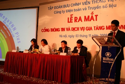 Ra mắt cổng thông tin và dịch vụ “khủng” - 1 Ra mắt cổng thông tin và dịch vụ “khủng” - 1