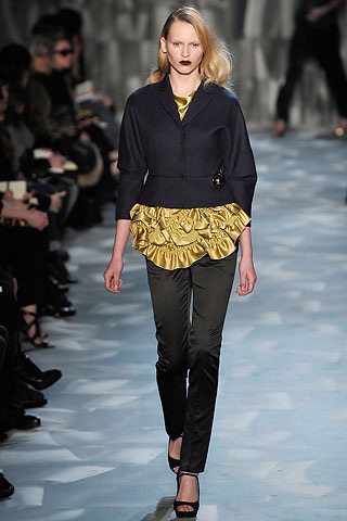 BST thu đông 2009 của Moschino Cheap & Chic - 11