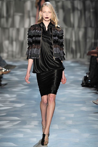 BST thu đông 2009 của Moschino Cheap & Chic - 14