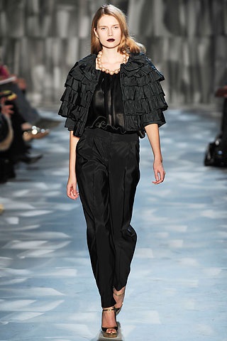 BST thu đông 2009 của Moschino Cheap & Chic - 18