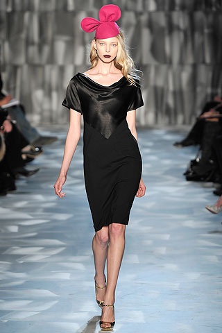 BST thu đông 2009 của Moschino Cheap & Chic - 25