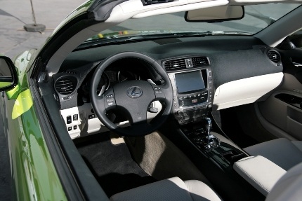 Bộ 3 xe Lexus IS C mui trần khoe sắc - 4 Bộ 3 xe Lexus IS C mui trần khoe sắc - 4