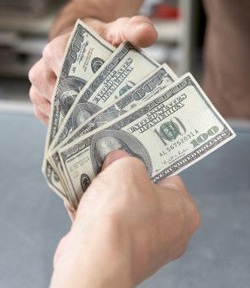 Vàng giảm nhẹ, USD tự do lên 18.700 VND - 1 Vàng giảm nhẹ, USD tự do lên 18.700 VND - 1