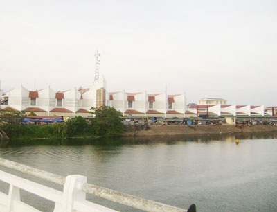 Cây cầu gần 300 tỉ đồng bắc qua sông Hiếu - 1