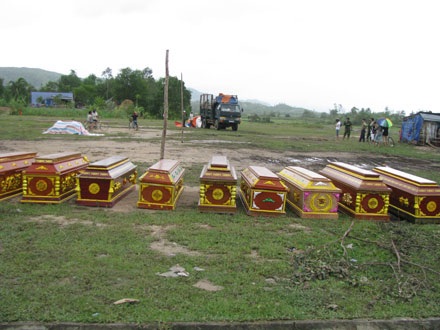 Đồng Xuân tức tưởi, tang thương - 3