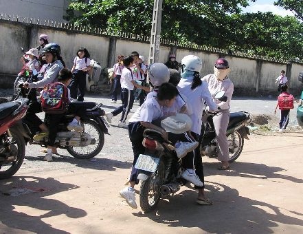 Oái oăm học giờ ca ba - 2 Oái oăm học giờ ca ba - 2