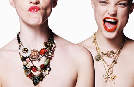 Ảnh quảng cáo nhiều màu sắc của Monsoon  - 9