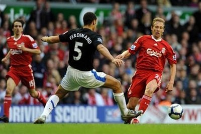 Ferguson phát hoảng vì chấn thương của Rio Ferdinand - 1 Ferguson phát hoảng vì chấn thương của Rio Ferdinand - 1