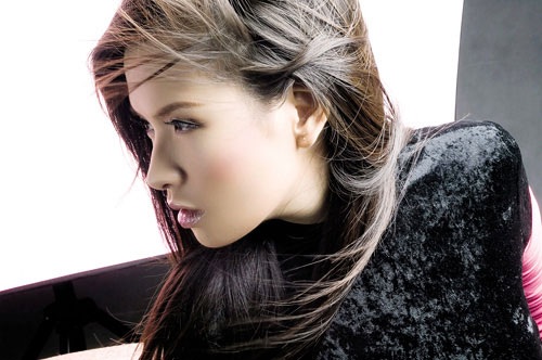 MC Đan Lê: “Tôi có nhu cầu nể phục chồng mình” - 1 MC Đan Lê: “Tôi có nhu cầu nể phục chồng mình” - 1