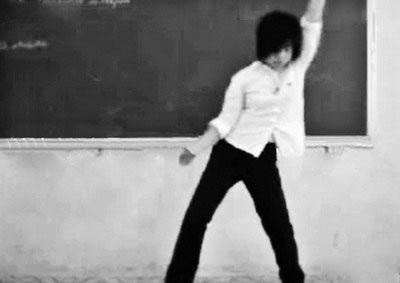 “Nhảy hiện đại” hay “nhảy khiêu khích”? - 2 “Nhảy hiện đại” hay “nhảy khiêu khích”? - 2