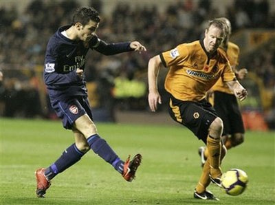 Thắng đậm Wolves, Arsenal chiếm ngôi nhì bảng - 3