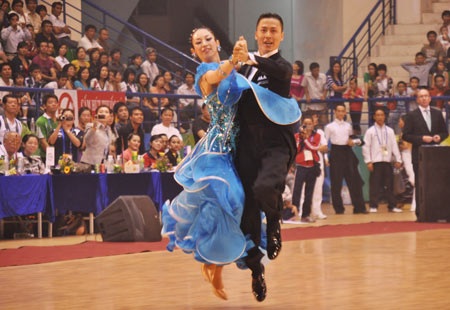 Quyến rũ những vũ điệu Dance Sport... - 3 Quyến rũ những vũ điệu Dance Sport... - 3