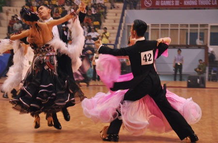 Quyến rũ những vũ điệu Dance Sport... - 7 Quyến rũ những vũ điệu Dance Sport... - 7