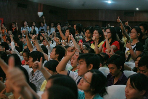 Khi chuyên gia là đối tượng “bị” hỏi - 1 Khi chuyên gia là đối tượng “bị” hỏi - 1