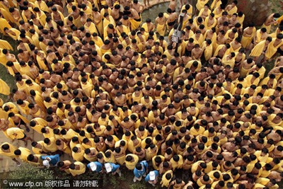 Kỷ lục thế giới về số người tắm suối nước nóng - 5