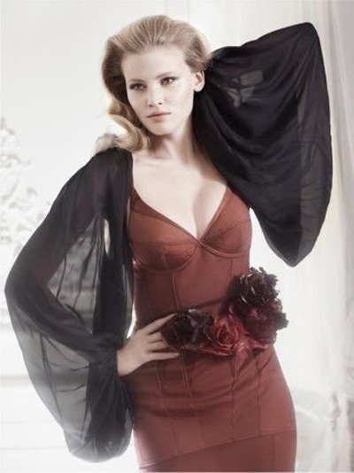 Lara Stone kiêu sa, đài các trên Vogue - 6 Lara Stone kiêu sa, đài các trên Vogue - 6