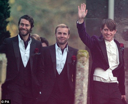 Thành viên nhóm Take That cưới vợ - 5