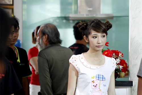 Khổng Tú Quỳnh đã “yêu” danh hài Hoài Linh từ lâu  - 4