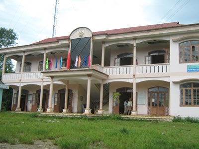 UBND xã 5 năm không có nhà vệ sinh - 1 UBND xã 5 năm không có nhà vệ sinh - 1