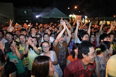 “Sao” góp mặt vào “cơn bão” âm nhạc Nokia Hits Party - 7 “Sao” góp mặt vào “cơn bão” âm nhạc Nokia Hits Party - 7