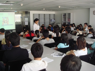 Khám phá bí quyết đạt điểm cao trong kỳ thi TOEIC - 1