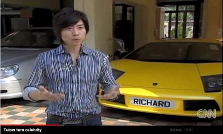 Thầy giáo diện đồ hiệu kiếm bạc triệu - 1 Thầy giáo diện đồ hiệu kiếm bạc triệu - 1