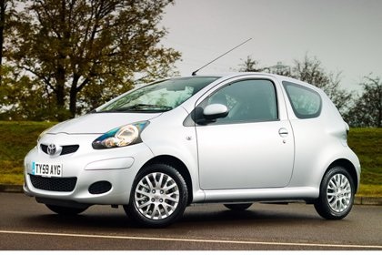 Toyota Aygo Platinum ra mắt tại Anh - 2 Toyota Aygo Platinum ra mắt tại Anh - 2
