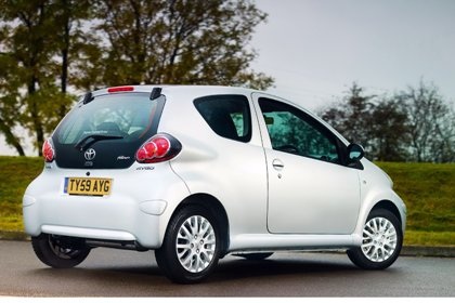 Toyota Aygo Platinum ra mắt tại Anh - 3 Toyota Aygo Platinum ra mắt tại Anh - 3
