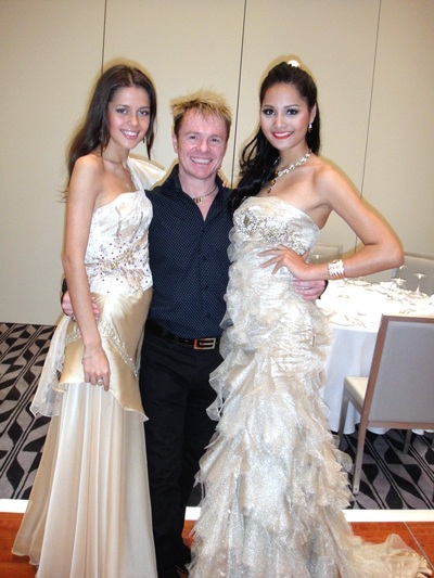 Hương Giang chạnh lòng khi bị chỉ trích về... váy - 4