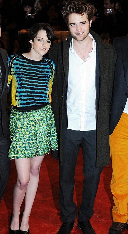 Dàn “sao” <i>Trăng non</i> bận rộn đi tuyên truyền phim - 5