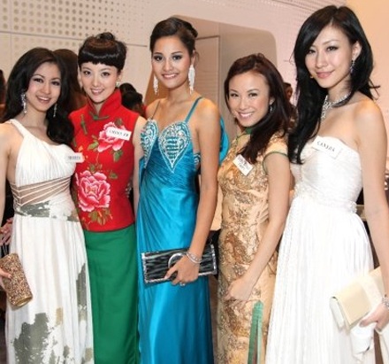 Hương Giang và các người đẹp trình diễn thời trang - 11