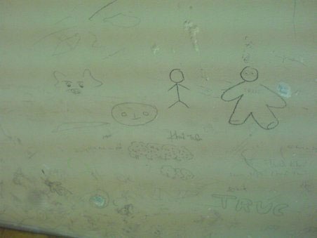 Sinh viên viết bậy, ăn nói thô tục… - 1