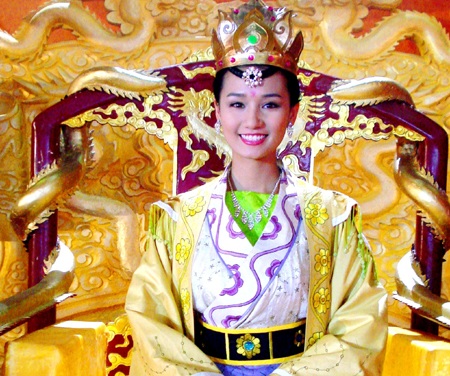 Sát ngày đính hôn, Lã Thanh Huyền vẫn mải mê đóng phim - 3 Sát ngày đính hôn, Lã Thanh Huyền vẫn mải mê đóng phim - 3