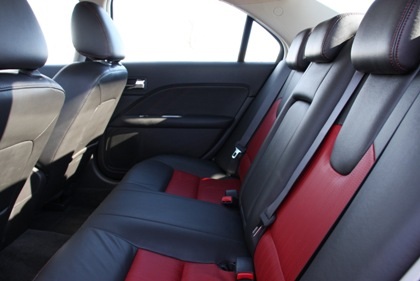 Ford Fusion trở thành “Xe của năm 2010” - 13 Ford Fusion trở thành “Xe của năm 2010” - 13