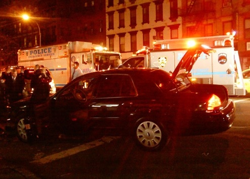 Xe cảnh sát hộ tống Phó tổng thống Mỹ gặp nạn - 1