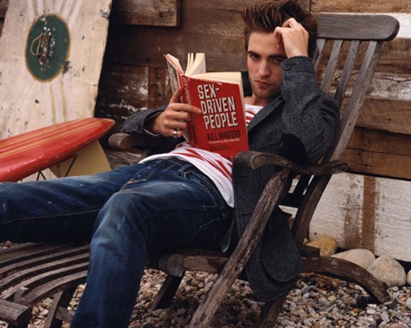 Ảnh đẹp mê hồn của “ma cà rồng” Robert Pattinson - 11 Ảnh đẹp mê hồn của “ma cà rồng” Robert Pattinson - 11
