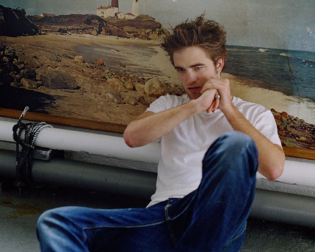 Ảnh đẹp mê hồn của “ma cà rồng” Robert Pattinson - 15 Ảnh đẹp mê hồn của “ma cà rồng” Robert Pattinson - 15