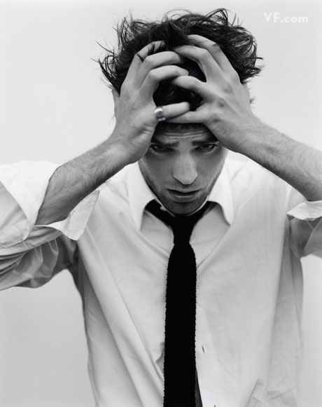 Ảnh đẹp mê hồn của “ma cà rồng” Robert Pattinson - 3 Ảnh đẹp mê hồn của “ma cà rồng” Robert Pattinson - 3