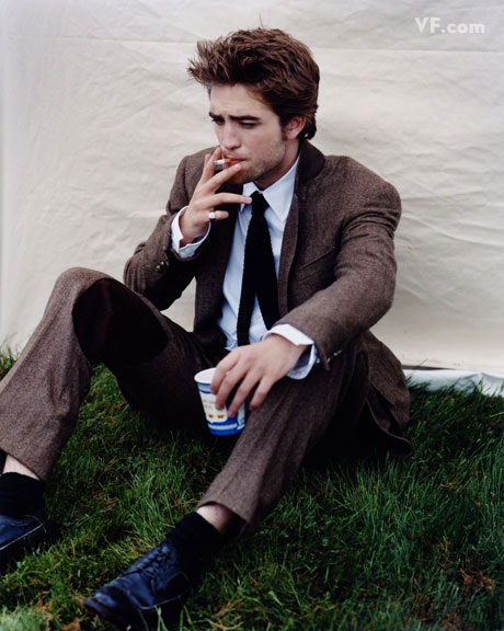 Ảnh đẹp mê hồn của “ma cà rồng” Robert Pattinson - 9 Ảnh đẹp mê hồn của “ma cà rồng” Robert Pattinson - 9