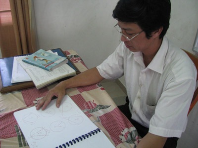 Người thầy hóa giải những điều “tưởng như không thể…” - 1 Người thầy hóa giải những điều “tưởng như không thể…” - 1