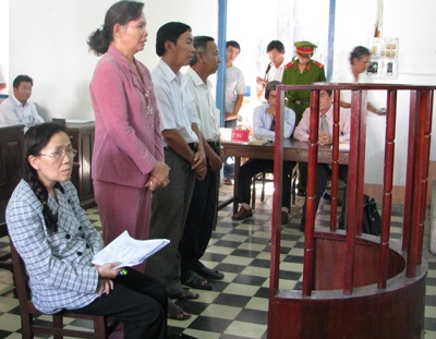 Y án sơ thẩm đối với bị cáo Trần Ngọc Sương - 1 Y án sơ thẩm đối với bị cáo Trần Ngọc Sương - 1
