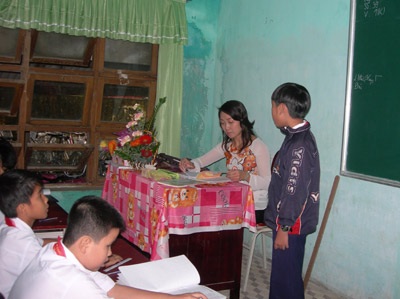Những bông hoa điểm 10 dành tặng thầy cô - 2 Những bông hoa điểm 10 dành tặng thầy cô - 2