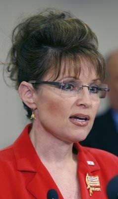 Sarah Palin "biến hóa" với các kiểu tóc - 9 Sarah Palin "biến hóa" với các kiểu tóc - 9