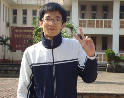 9X đầu tiên “Rung chuông vàng” của trường ĐH Ngoại ngữ  - 2