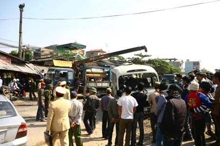 Vụ xe đi ăn hỏi gặp nạn: Số người tử vong đã tăng lên 9 - 1