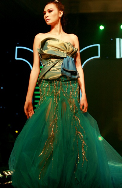 Vũ Thu Phương hôn Tuấn Hưng say đắm - 25 Vũ Thu Phương hôn Tuấn Hưng say đắm - 25