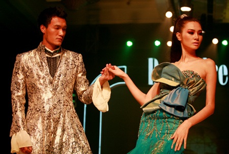 Vũ Thu Phương hôn Tuấn Hưng say đắm - 27 Vũ Thu Phương hôn Tuấn Hưng say đắm - 27