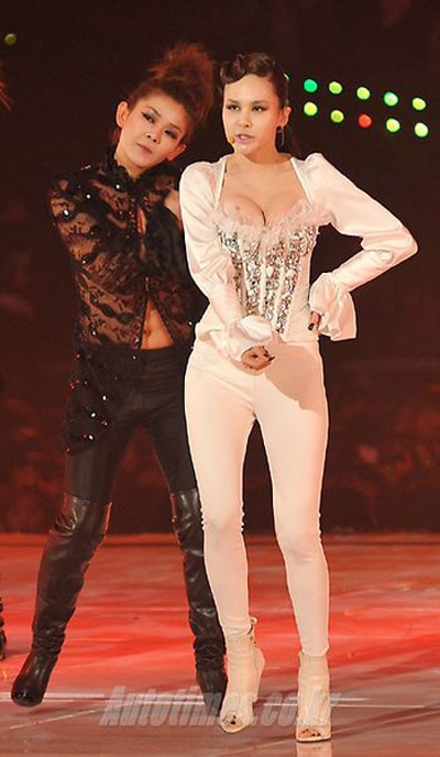 Thưởng thức màn trình diễn siêu gợi cảm của Ivy - 7