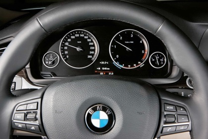 Ra mắt BMW 5-series phiên bản mới - 4 Ra mắt BMW 5-series phiên bản mới - 4