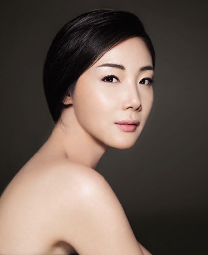 Choi Ji Woo vẫn đắt "sô" quảng cáo mỹ phẩm - 5 Choi Ji Woo vẫn đắt "sô" quảng cáo mỹ phẩm - 5
